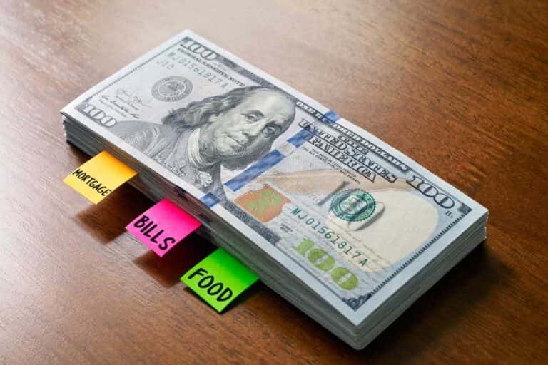 Despesas mensais: dicas para controlar e economizar Despesas mensais: dicas para controlar e economizar