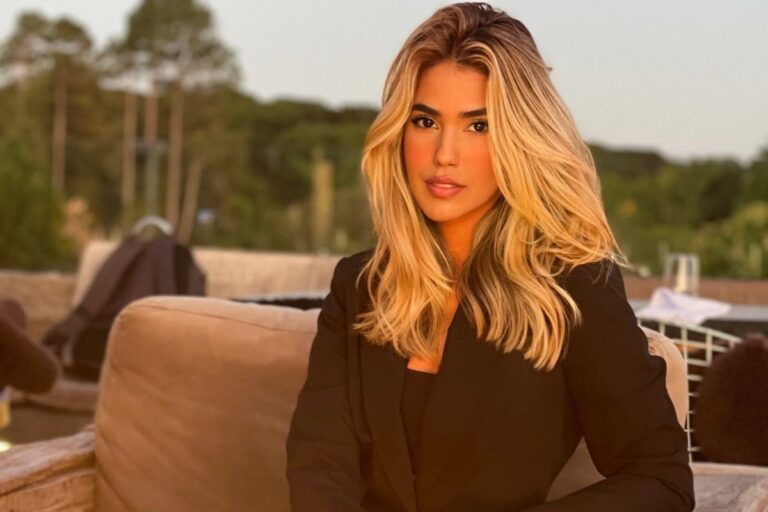 Do zero ao digital: como Lily Bluee ajudou mais de 25 mil mulheres a empreender usando o TikTok sem investir em anúncios Do zero ao digital: como Lily Bluee ajudou mais de 25 mil mulheres a empreender usando o TikTok sem investir em anúncios