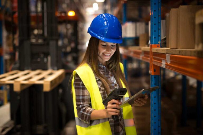 Tecnologia e rastreabilidade: novos caminhos para a indústria alimentícia Tecnologia e rastreabilidade: novos caminhos para a indústria alimentícia